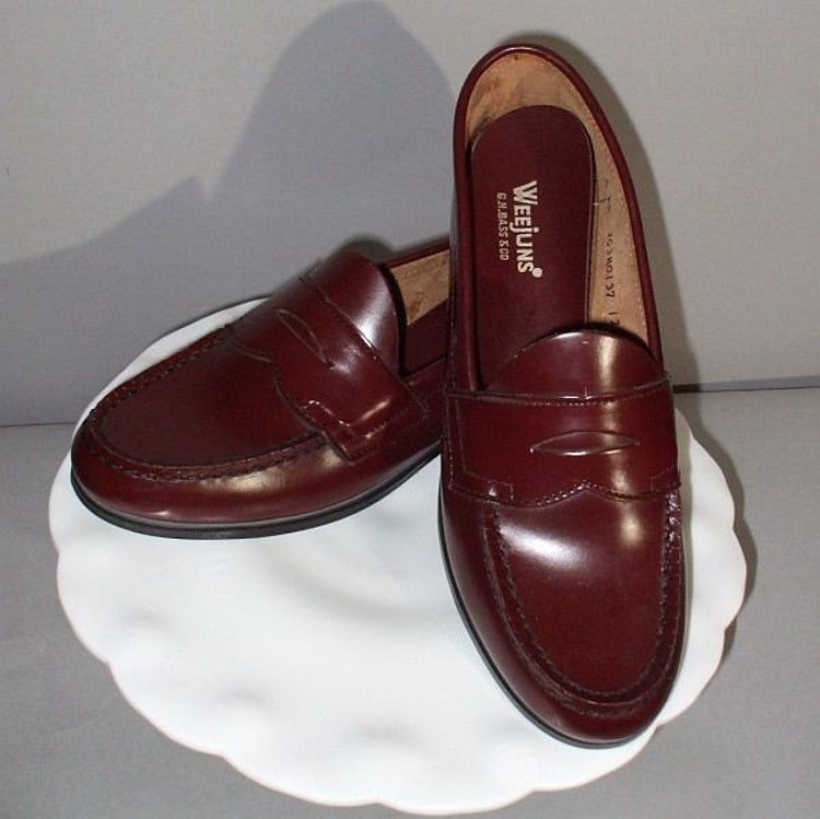 NOS Vintage 70s Bass Weejuns Shoes Original Penny by ClubVintage