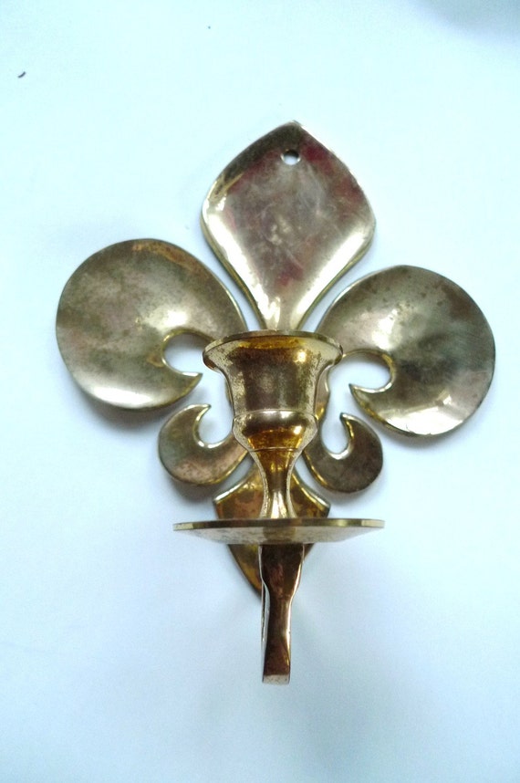 1980s brass fleur de lis wall sconce candle holder