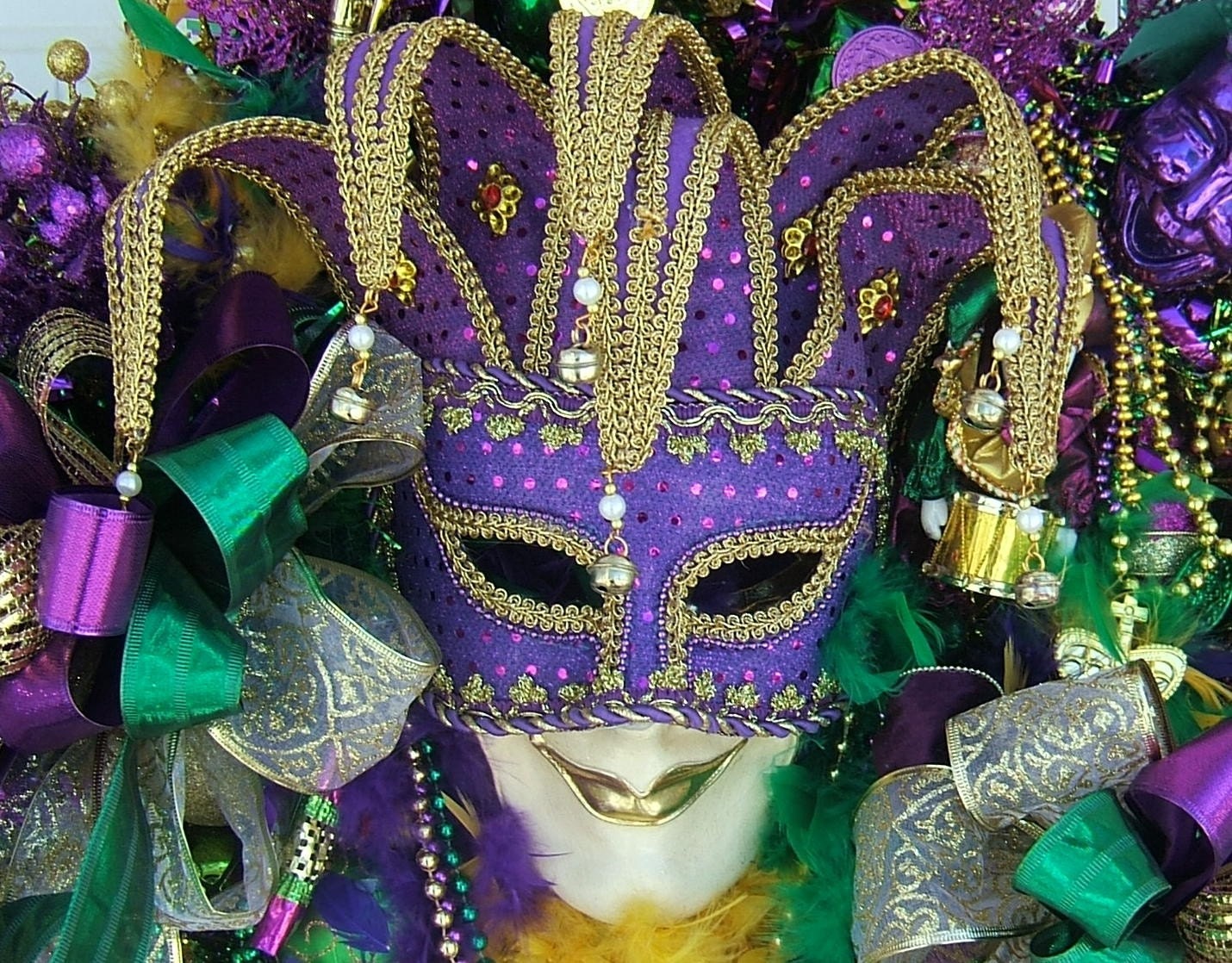 mardi gras door wreath ideas