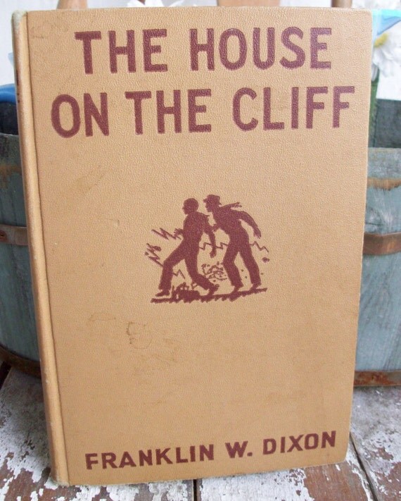 Items similar to 1927 hardy boys...the house on the cliff on Etsy