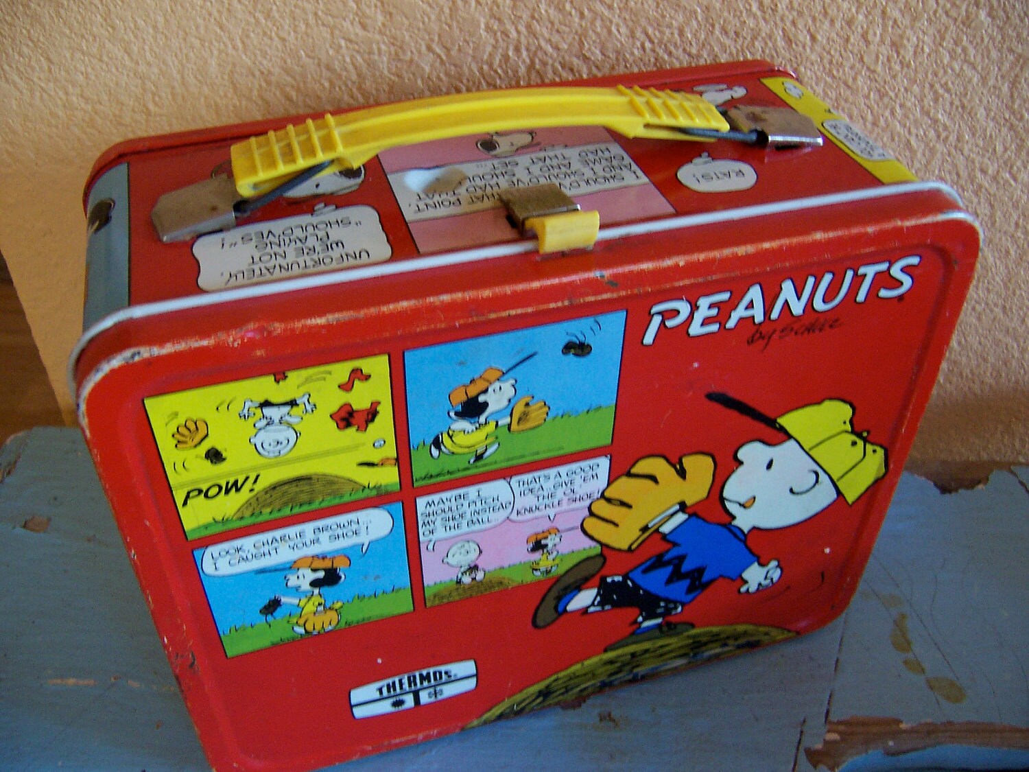 1965 peanuts characters tin lunch box