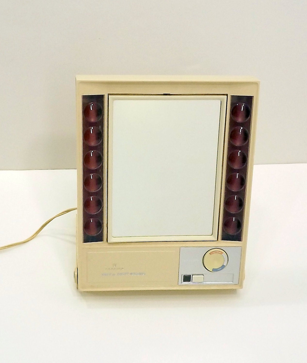 Vintage Lighted Mirror Clairol True to Light Makeup Mirror