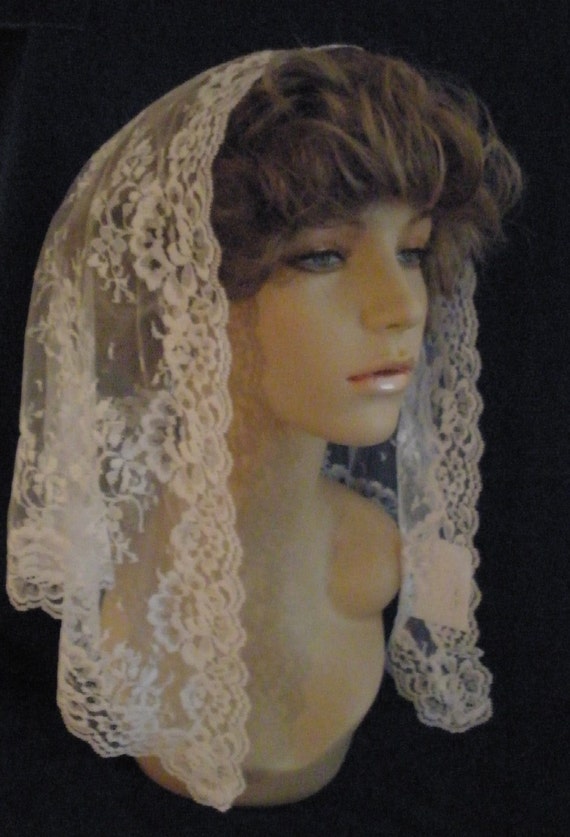 White Mantilla Chantilly Lace Headcovering The Laura Style