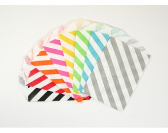 Itty Bitty Bags GRAY Chevron Striped Tiny Paper Treat Bags - Qty 20