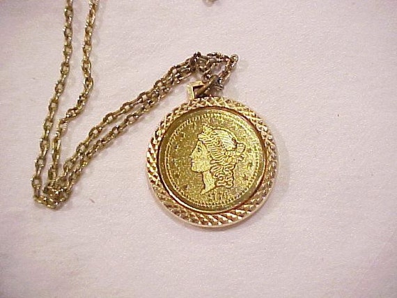 Vintage Gold Colored Twenty Dollar Coin Necklace 1776