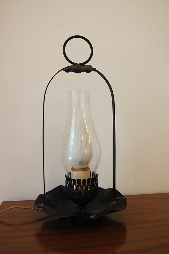 Vintage Metal Bedside Lamp