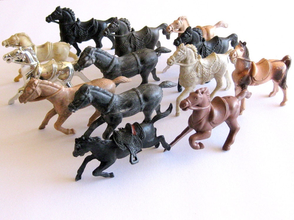 Vintage Plastic Horses 13 Gray Black Silver Mottled