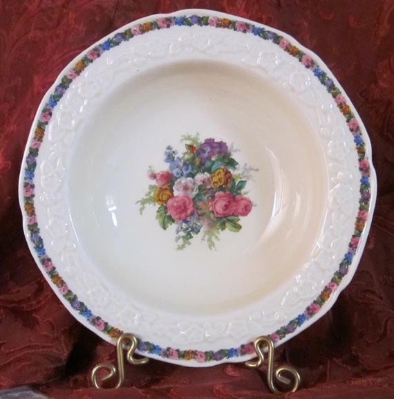 Vintage Crown Ducal Gainsborough England RoNo 749657 Dessert