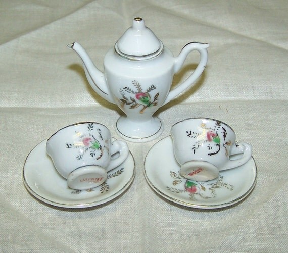Vintage Pattern Tea Set | vintage childs tea set rose pattern Vintage Pattern Tea Set | vintage childs tea set rose pattern