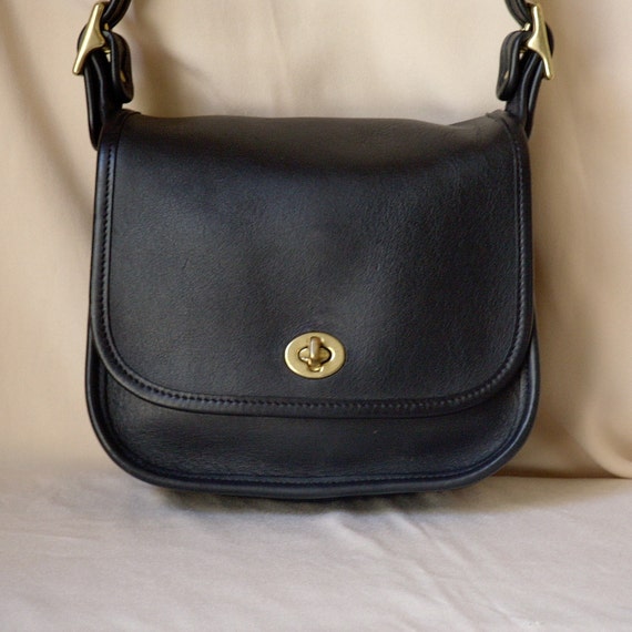 COACH Purse/Shoulder Bag Vintage Genuine Leather Black Brass