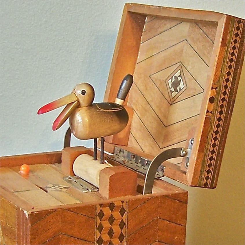 Vintage BIRD cigarette holder dispenser