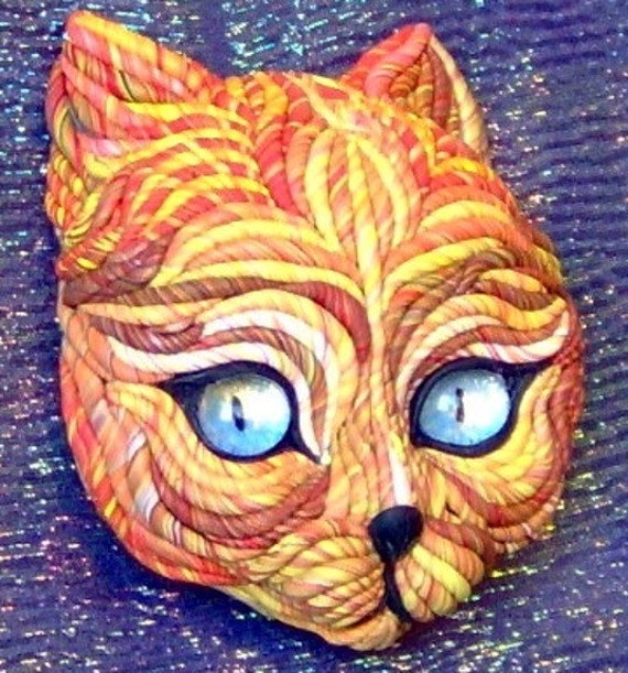 orange cat statue