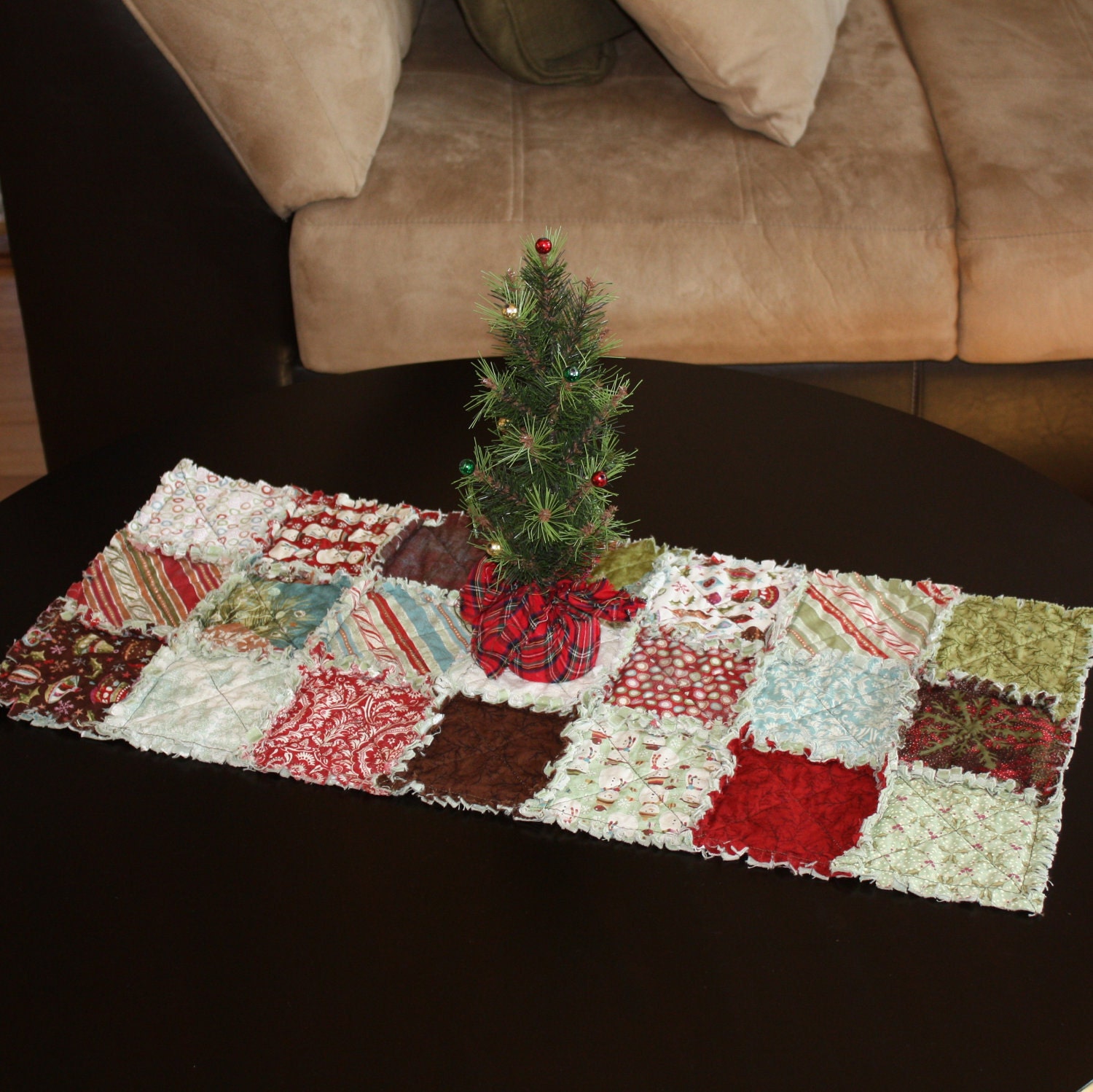Fruitcake Quilted Rag Table Runner