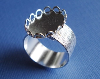 Silver Adjustable Ring 10mm Brushed Silver Band with 18x13mm Oval Lace Edge Setting for Flat Back Jewel or Cab (1 piece)