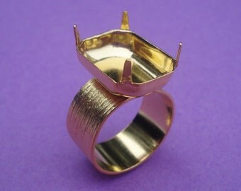 Gold Plated Adjustable Ring with Brushed Gold 10mm Band and 18x13mm Octagon Setting for Pointed Back or Flat Back Cab (1 piece)