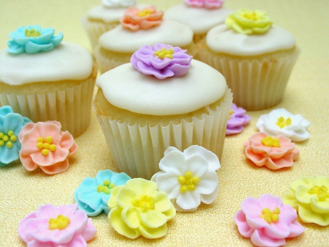 24 Double Dainty Icing Flowers Cake Decorations Or Cupcake
