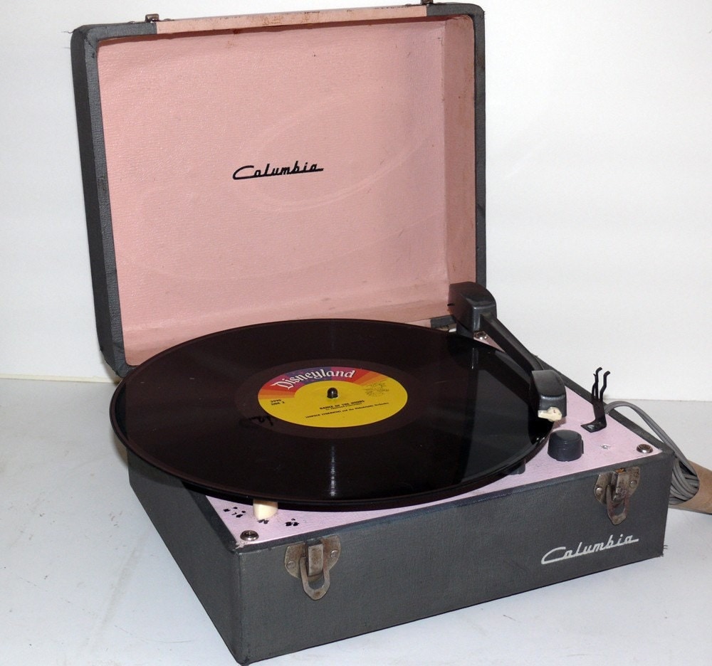 1950-s-columbia-vanity-style-portable-record-player