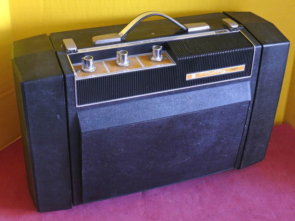 Vintage 1960's General Electric Stereo Record Player