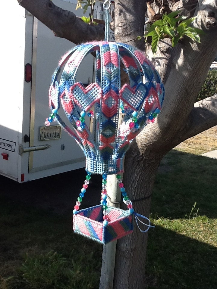 Plastic canvas Hot air Balloon