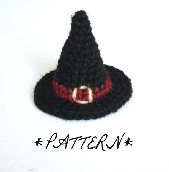 smiley tiny witch hat image