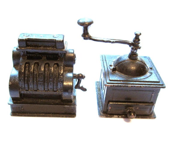 Vintage Pencil Sharpeners / Collectible Metal Slot Machine