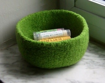 Desk Organizer / Storage Basket / Felted Wool Bowl / Airplant / Lime Green