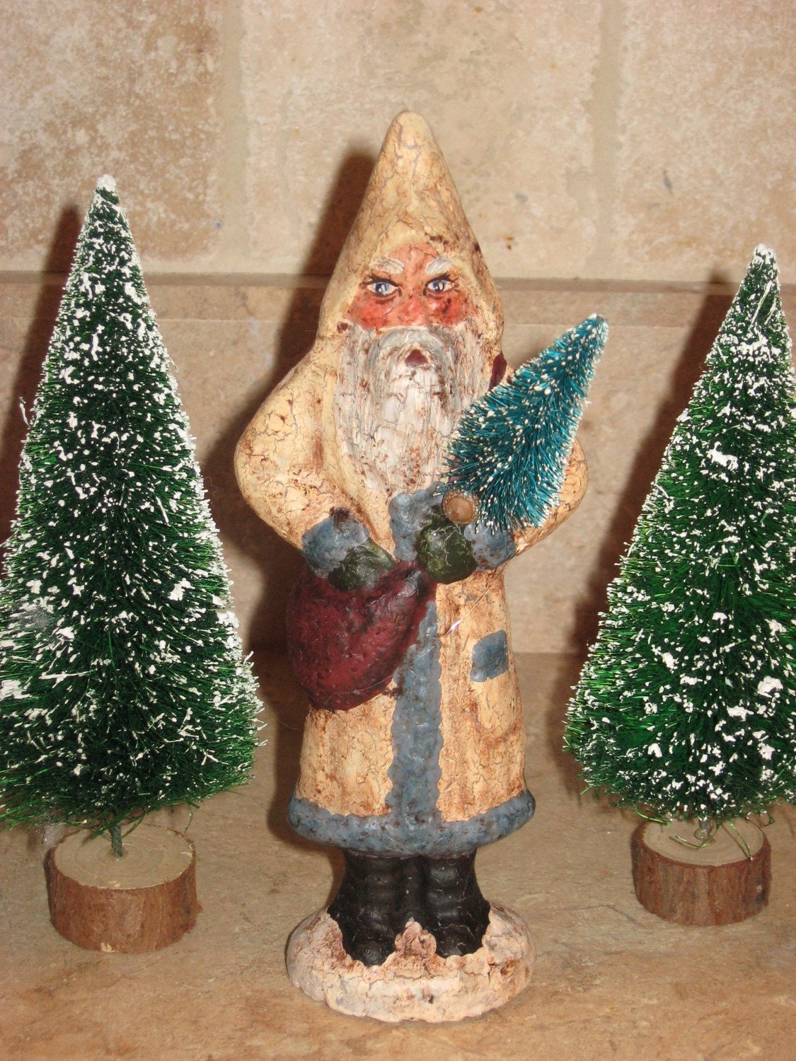 Paper mache Santa w/gray trim