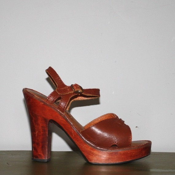 70's Wooden Platform Sole Sandals by HolliePoint on Etsy