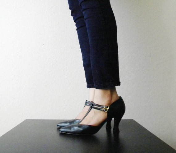 Vintage Navy Blue Mary Janes T Strap Pumps Size 10M