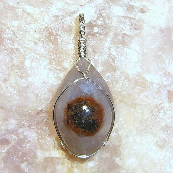 Third Eye Agate Sterling Silver Wire Pendant by MagicEarthStones
