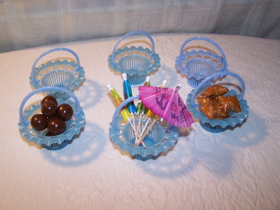 Vintage Party Favors Plastic Baskets Nut Cups Set Of 6 1960s