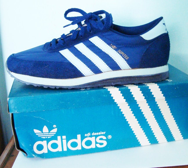 Reserved Deadstock 80s Adidas Lady Jupiter Never Used size