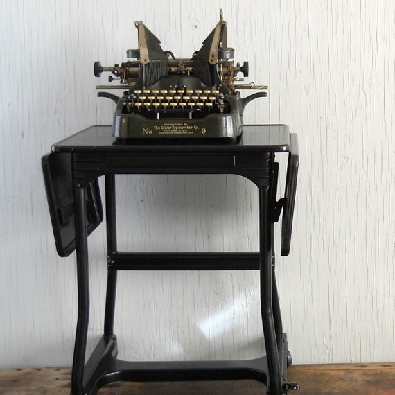 Vintage Metal Rolling HON Typewriter Desk