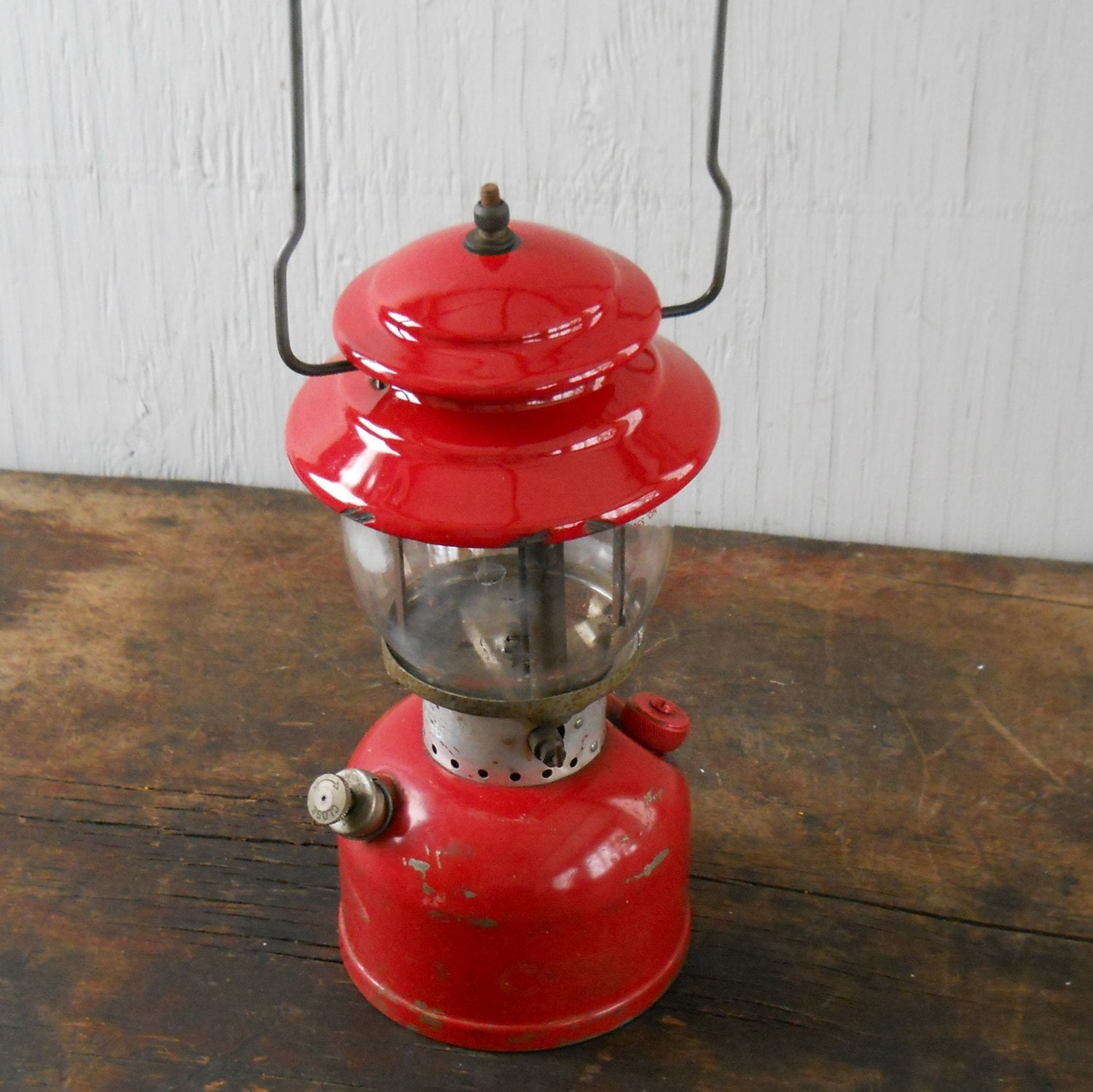 Vintage Coleman Lantern 104