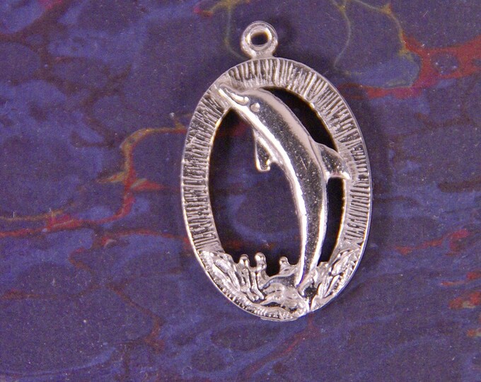 Pewter Dolphin in Oval Pendant Charm