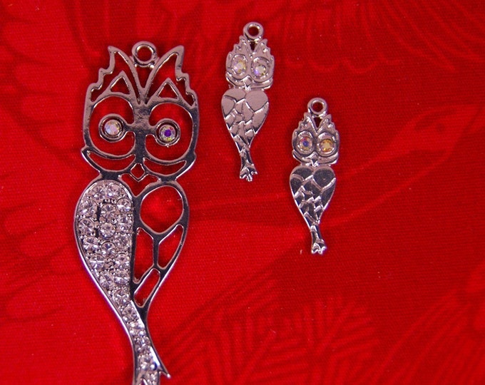 Set of Silver-tone Owl Pendant and Charms Bird