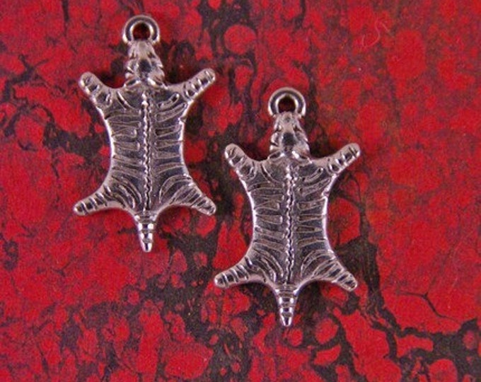 Pewter Tiger Rug Charms Pair