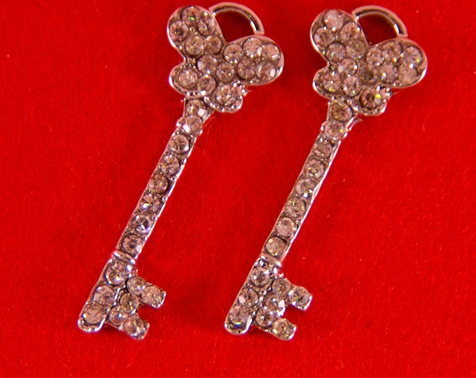 Skeleton Key with Butterfly-shaped Top Charms Small Pair of Rhinestone Encrusted