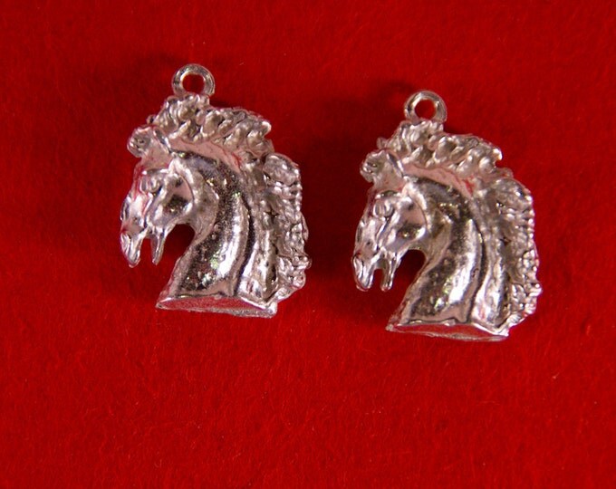 Set of 2 Pewter Horse Head Charms