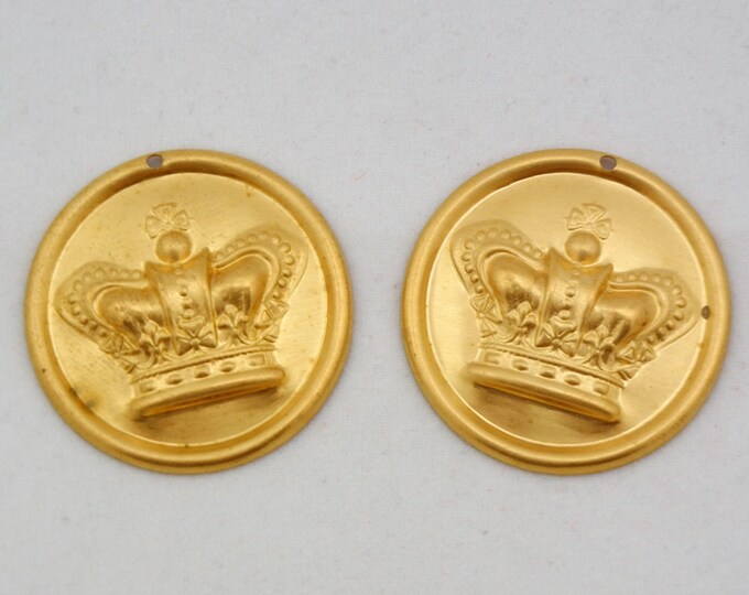 5 Round Brass Crown Charms