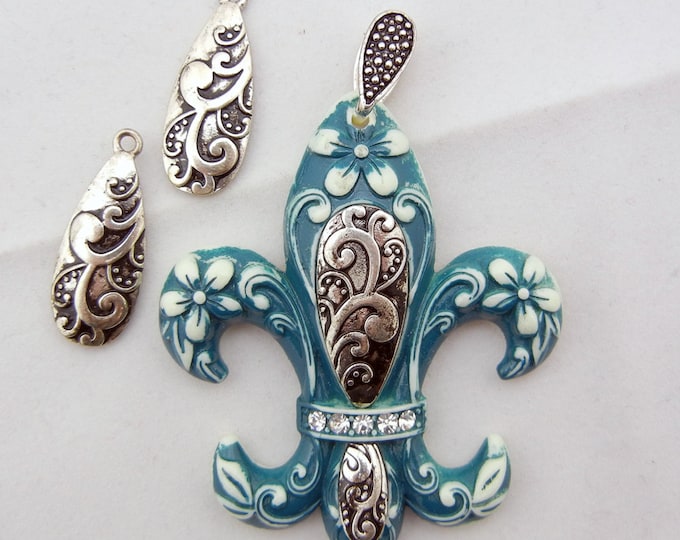 Set of Fleur de Lis Blue Acrylic and Antique Silver-tone Metal Rhinestones Pendant and Charms