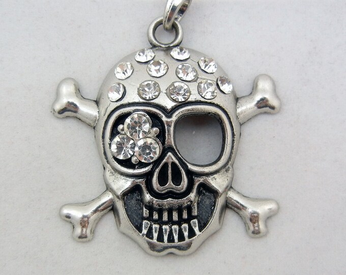 Antique Silver-tone Skull and Crossbone Pendant with Clear Rhinestones