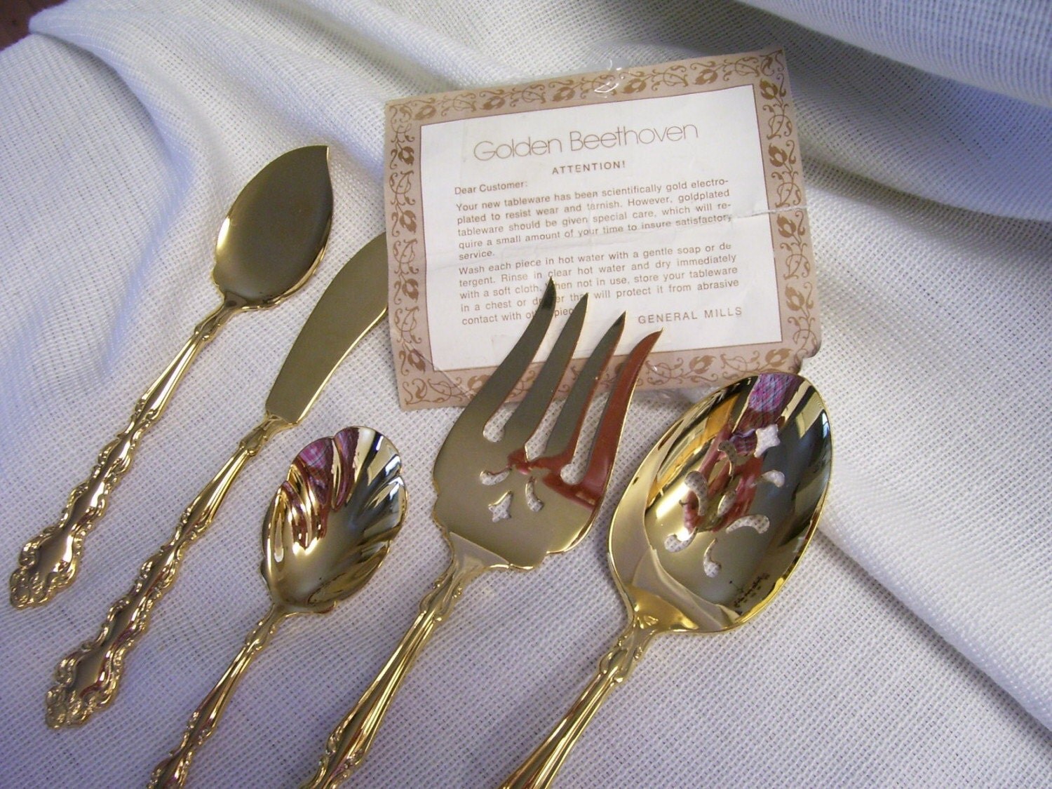 CLEARANCE 5Pc Vintage1970s Oneida Gold Plated Flatware