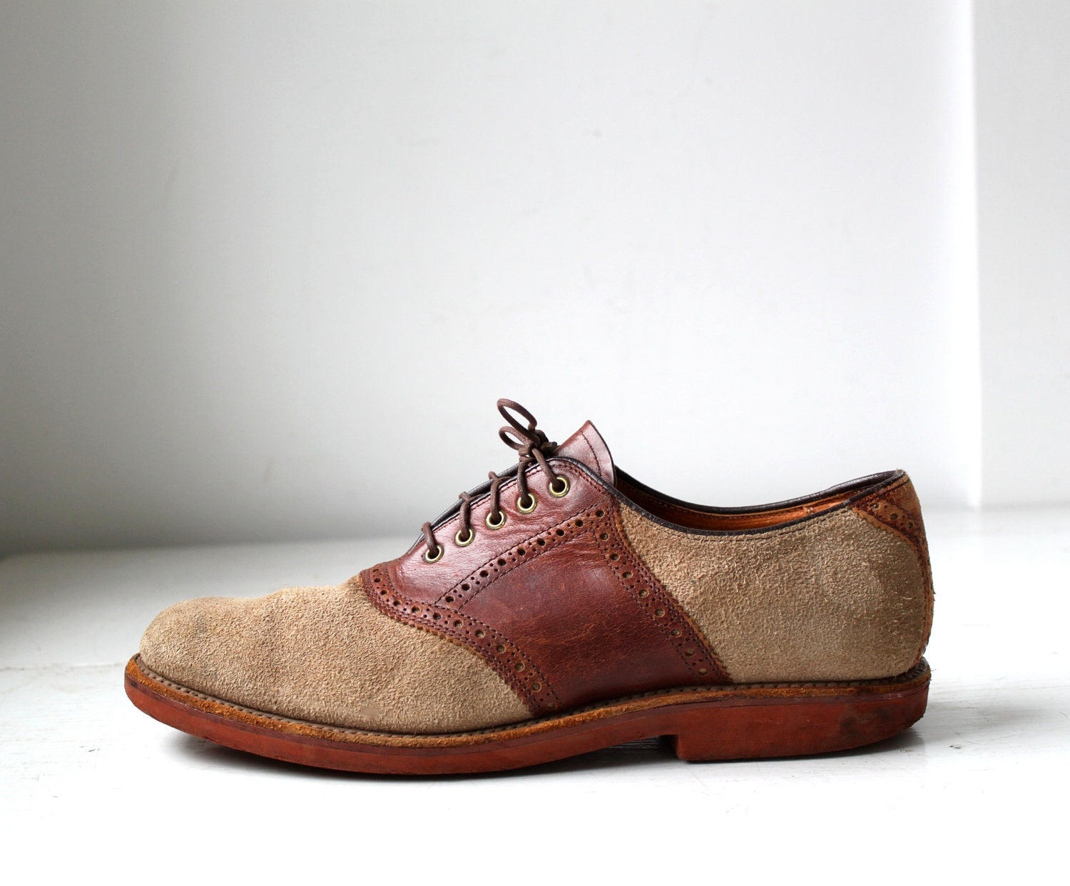 vintage saddle suede oxfords. Two tone tan and brown red