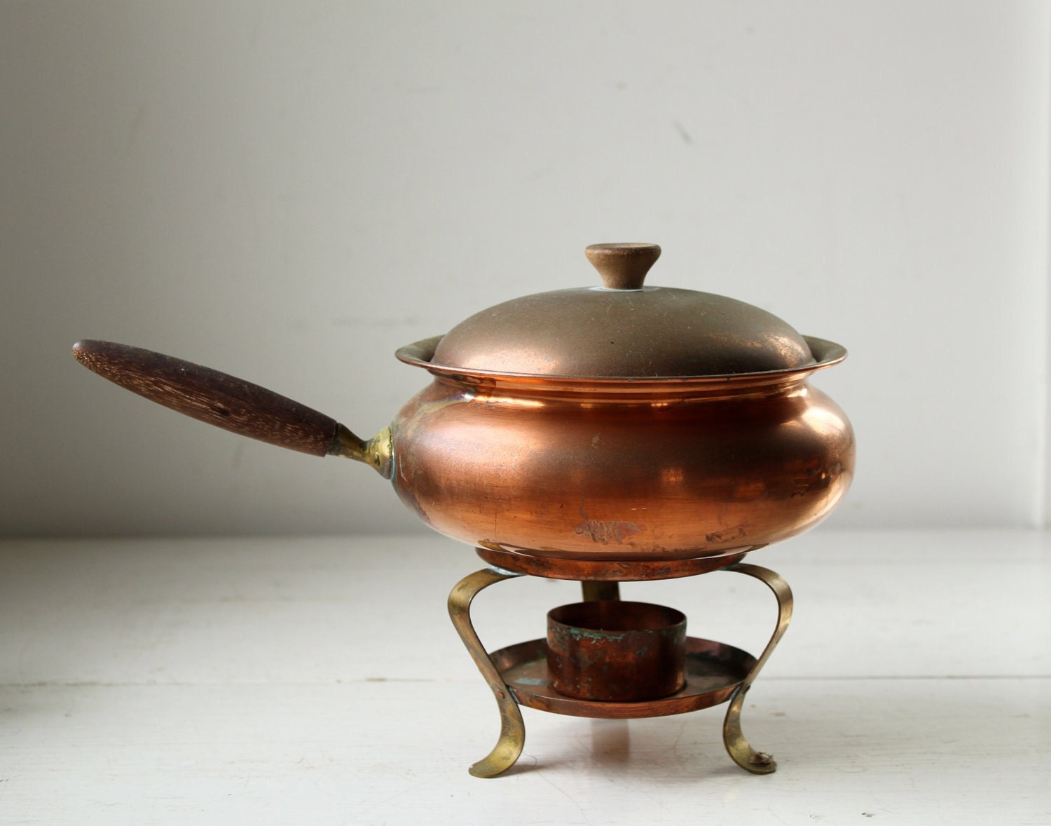 vintage 1960s copper fondue pot / the HOT SWISS dish
