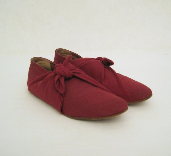 80s Shoes Vintage Romeo Gigli Designer Burgundy Wrap Flats 6.5
