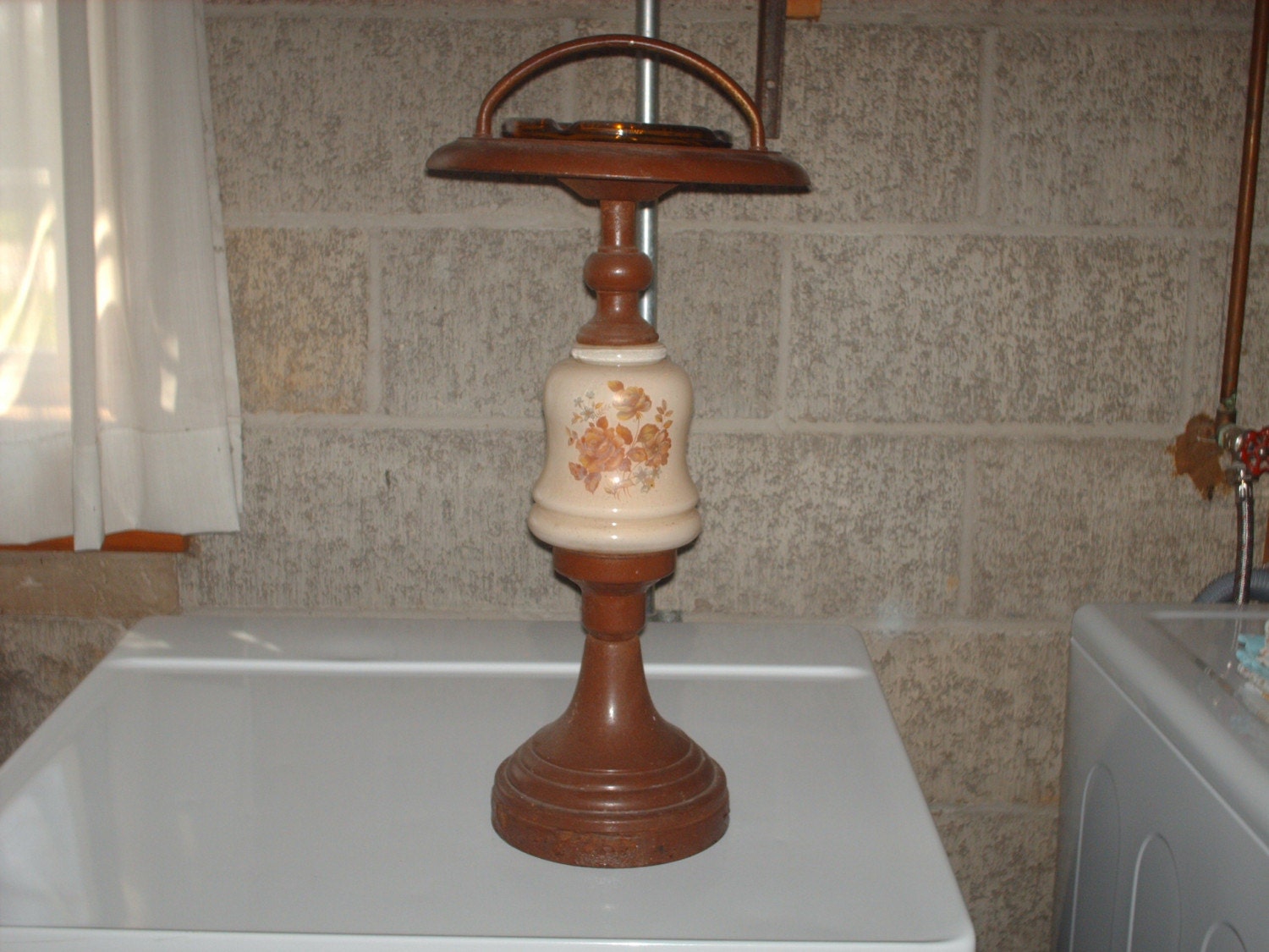 vintage stand up ashtray