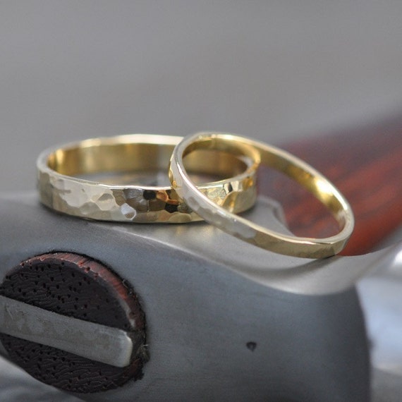 Simple White Gold Engagement Rings | iPunya