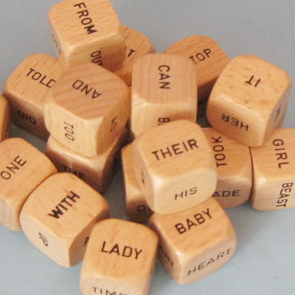 Игра кубики слова. Кубики со словами. Кубики с английскими словами. Деревянные кубики с английскими буквами. Слова из кубиков.