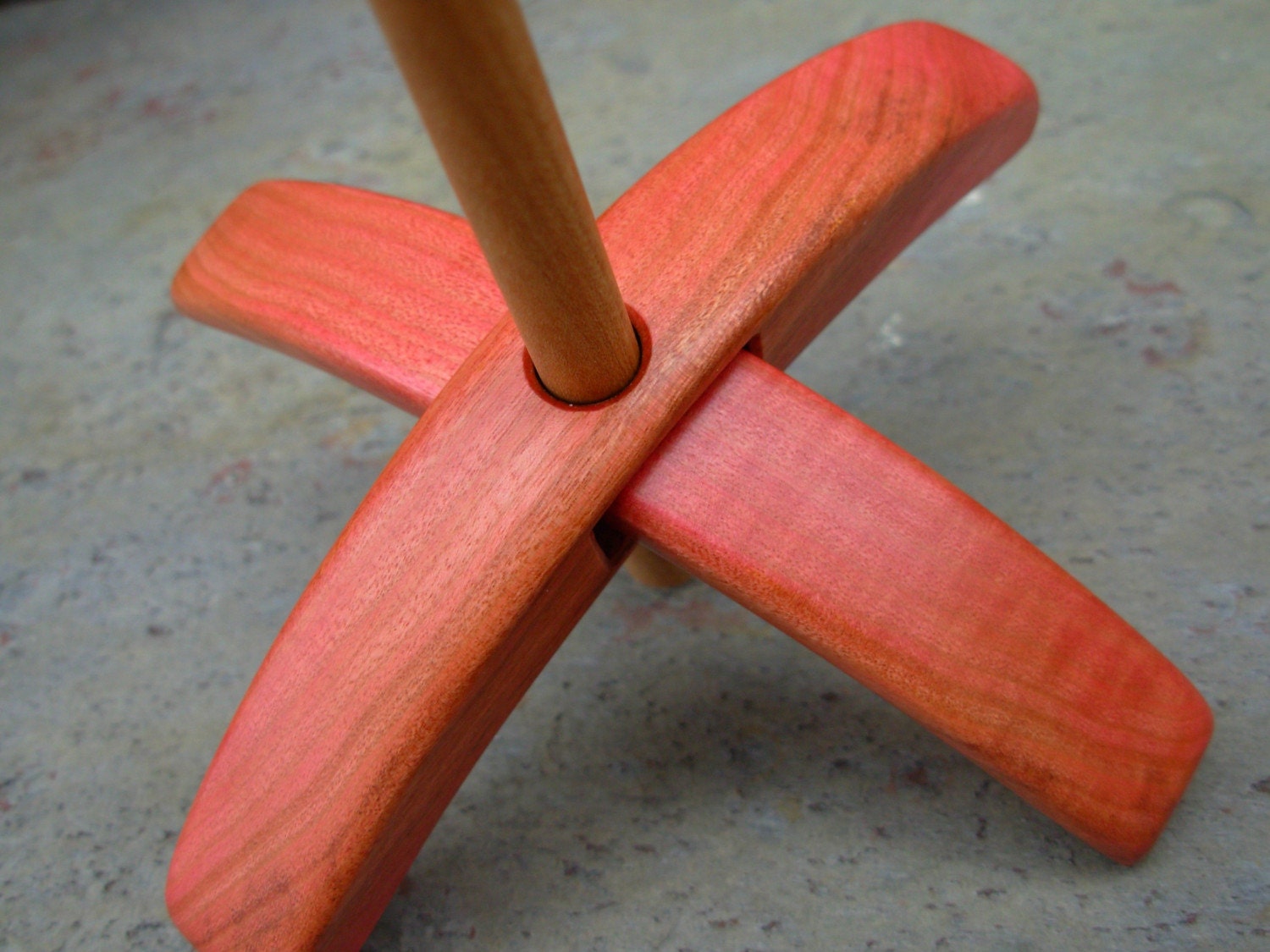 TURKISH SPINDLE 2 oz 58 g by Ed Jenkins in PINK IVORY